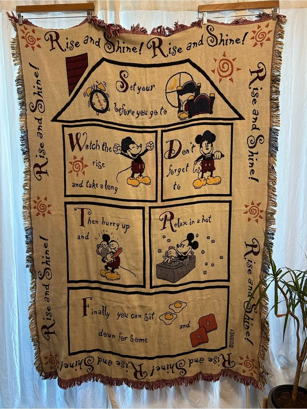 Disney Micky Mouse Rise and Shine Morning Routine Woven Blanket